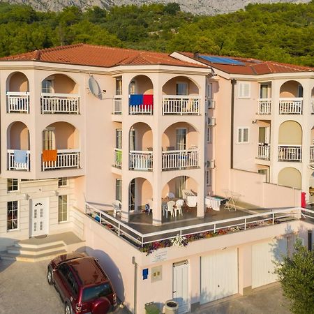 Apartments Simovic Tučepi Exterior foto