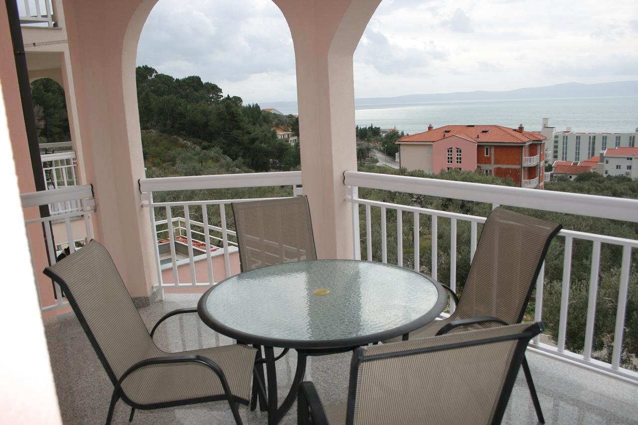 Apartments Simovic Tučepi Exterior foto